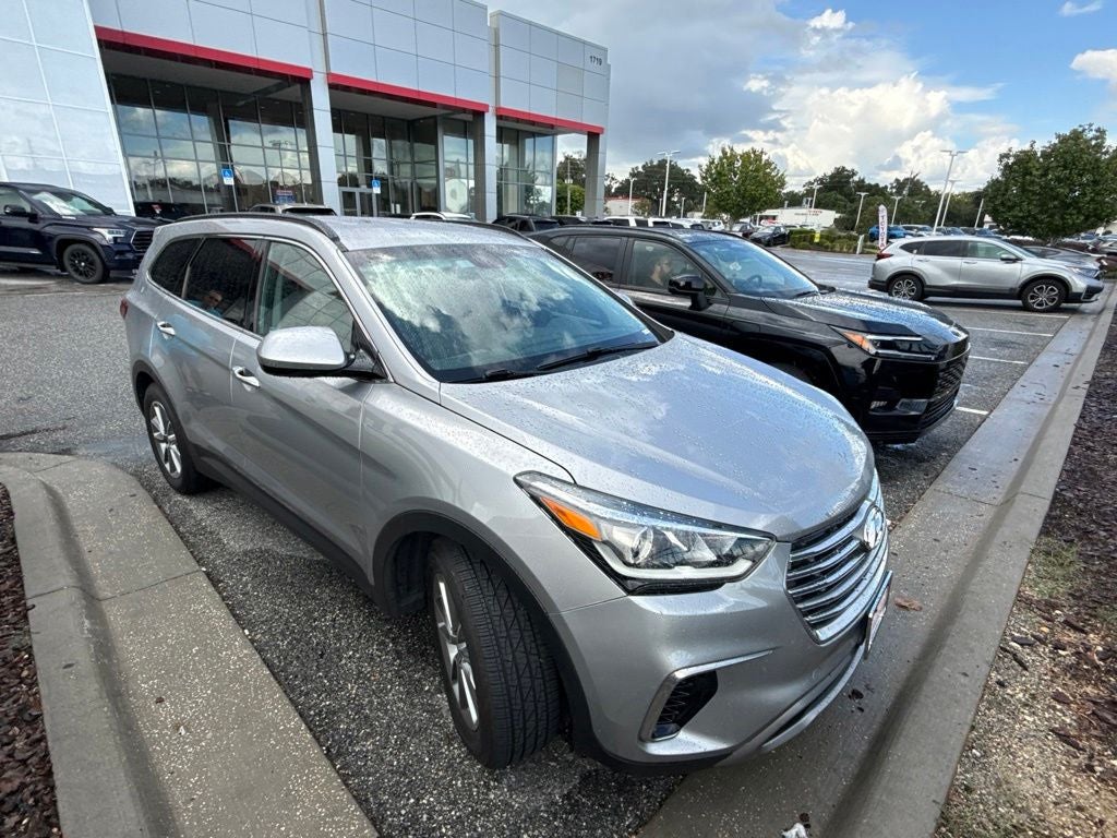 2017 Hyundai Santa Fe SE