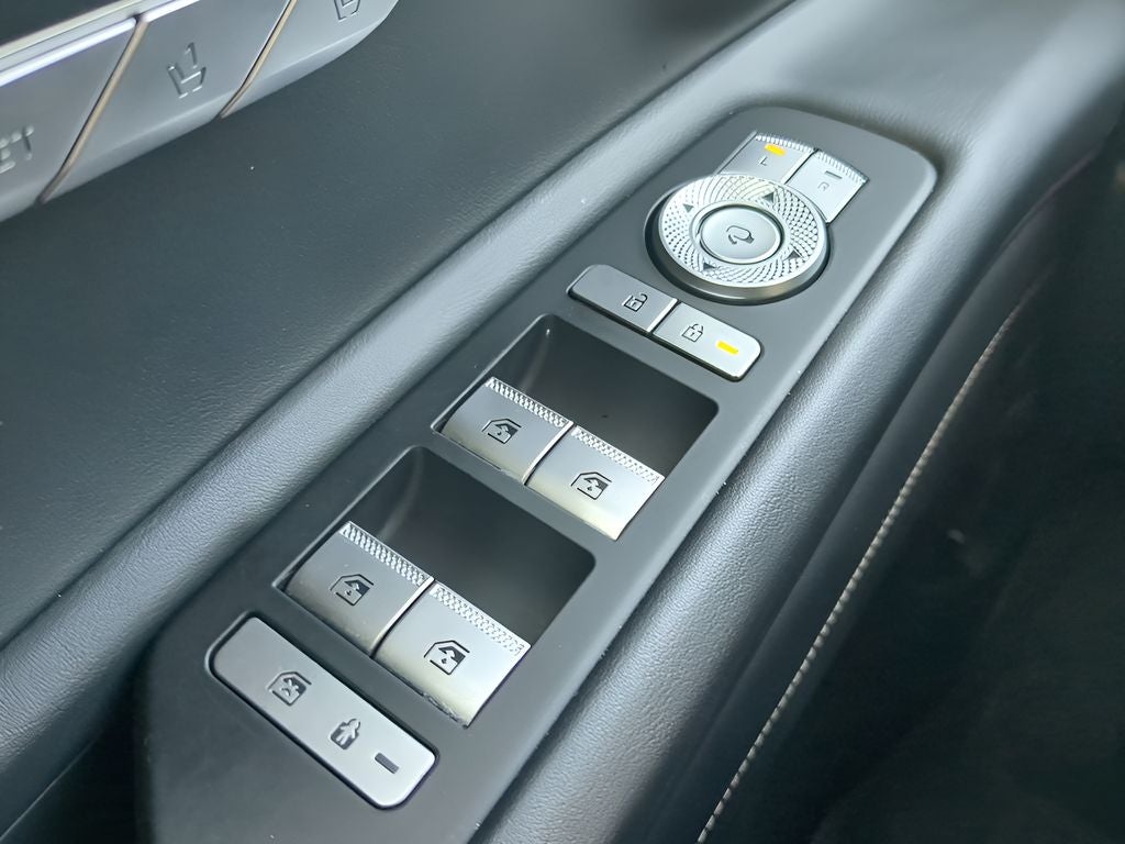 2023 Genesis GV80 2.5T