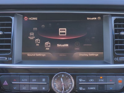 2015 Kia K900 Luxury