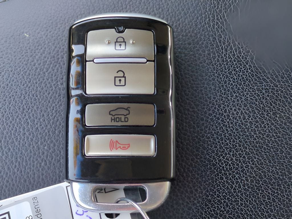 2015 Kia K900 Luxury