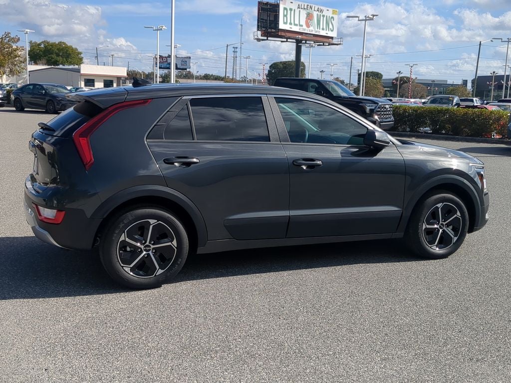 2025 Kia Niro LX