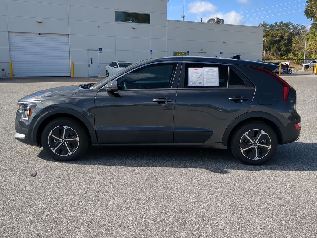 2025 Kia Niro LX