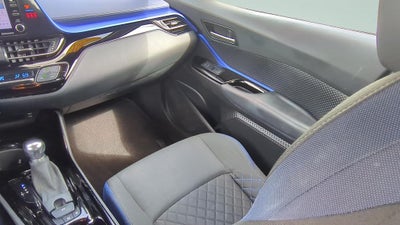 2021 Toyota C-HR XLE