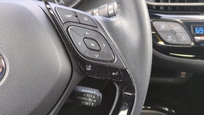 2021 Toyota C-HR XLE