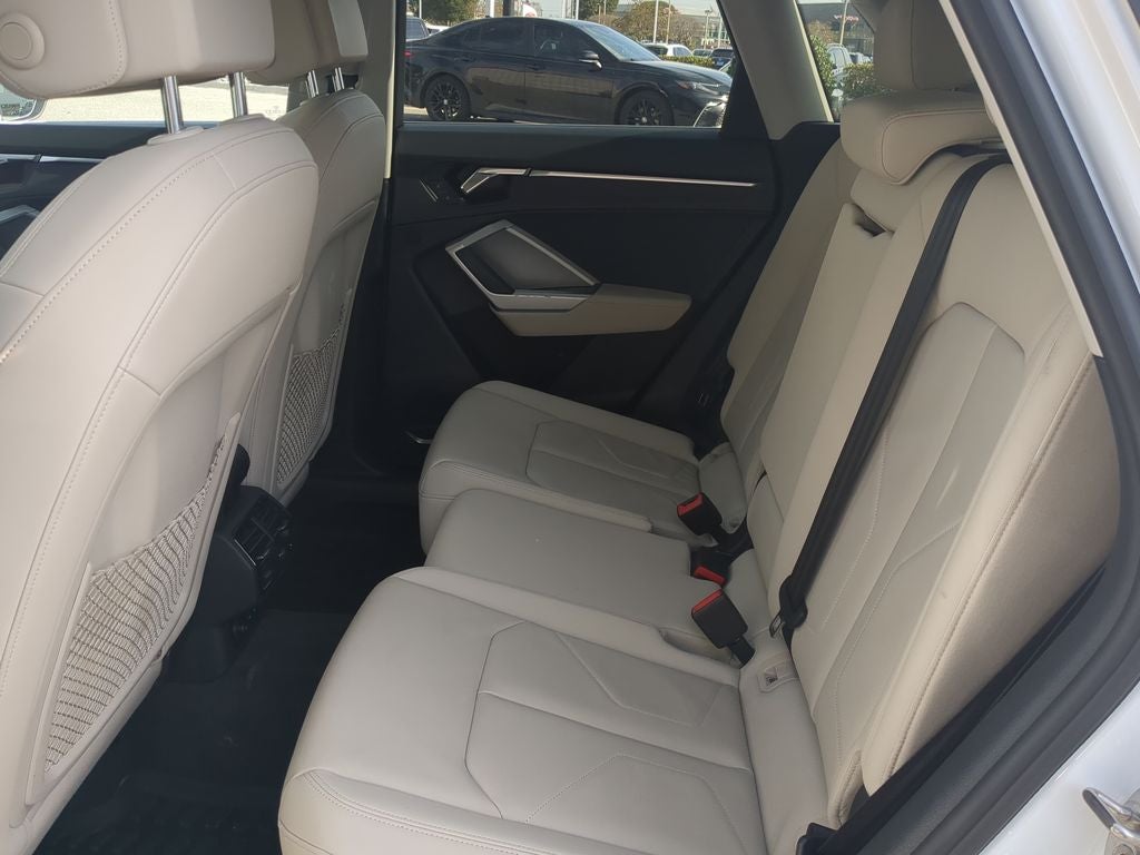 2021 Audi Q3 Premium quattro