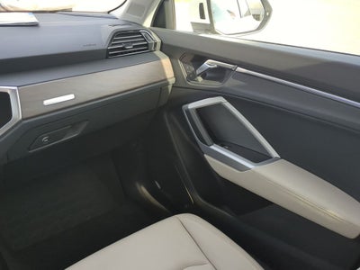 2021 Audi Q3 Premium quattro