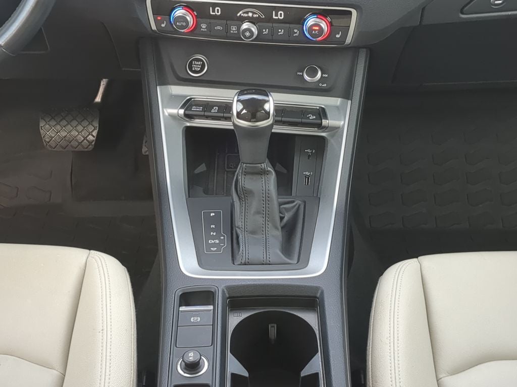 2021 Audi Q3 Premium quattro