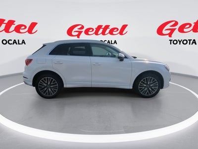 2021 Audi Q3 Premium quattro