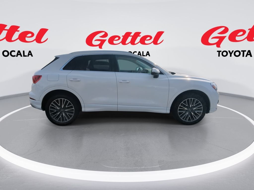 2021 Audi Q3 Premium quattro