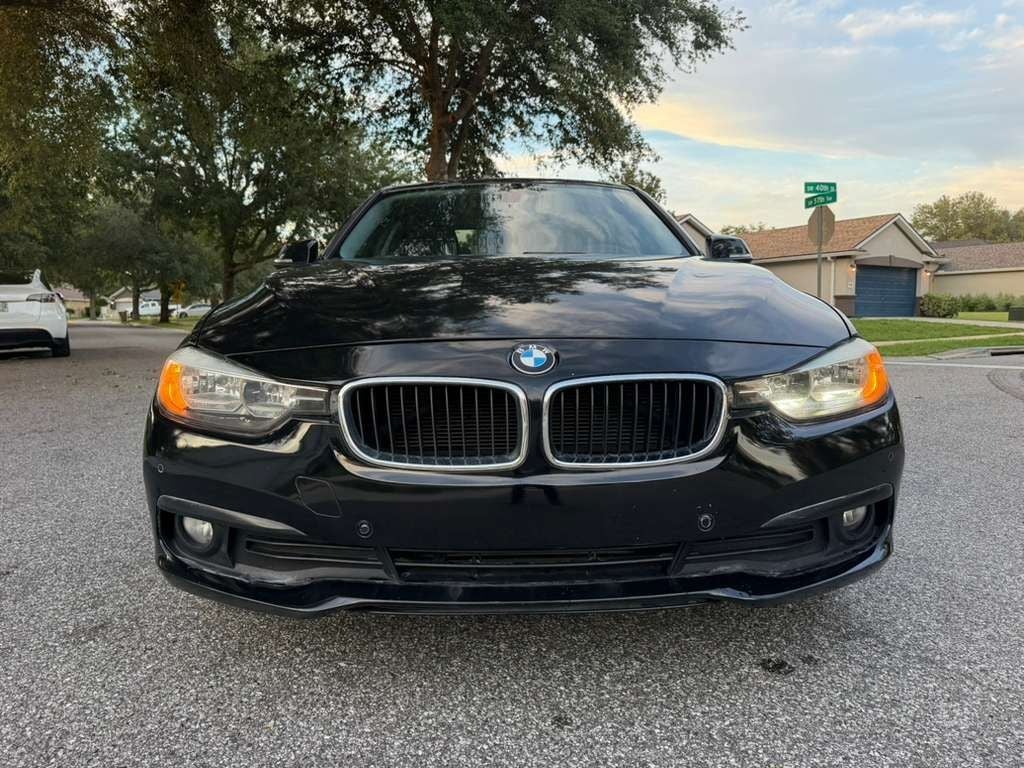 2017 BMW 320i 320i
