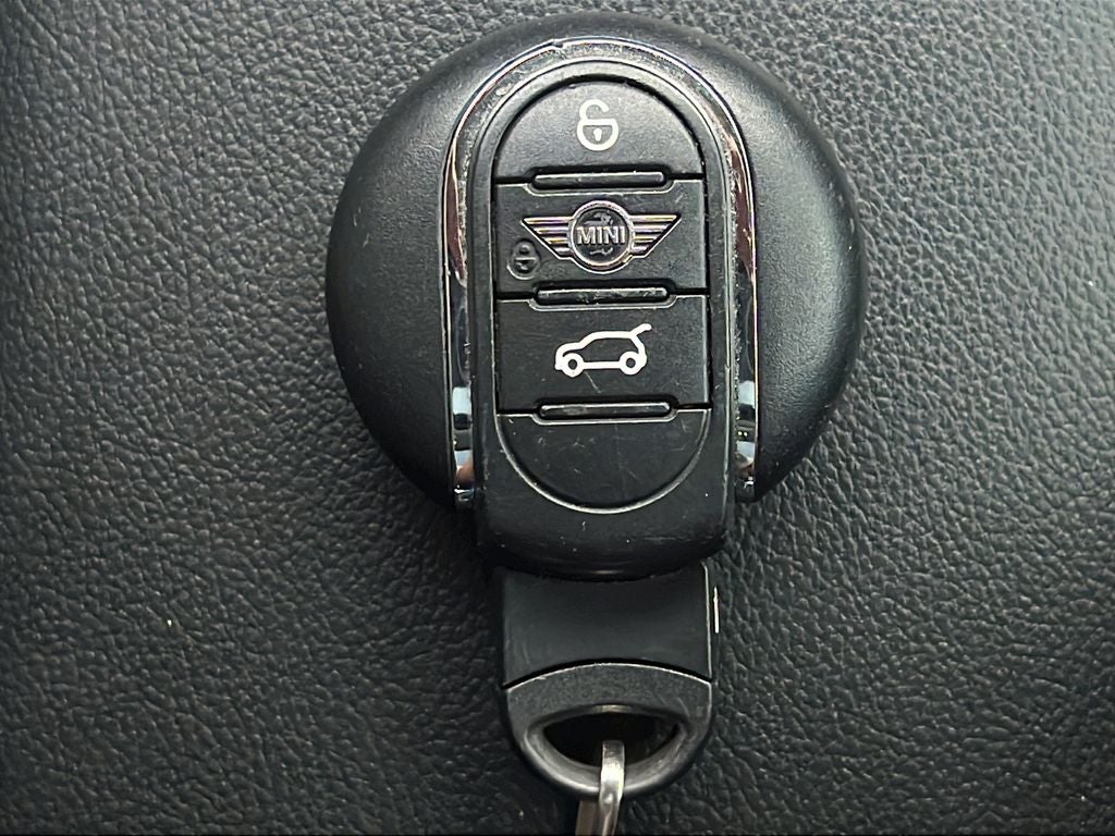 2019 MINI Countryman Signature