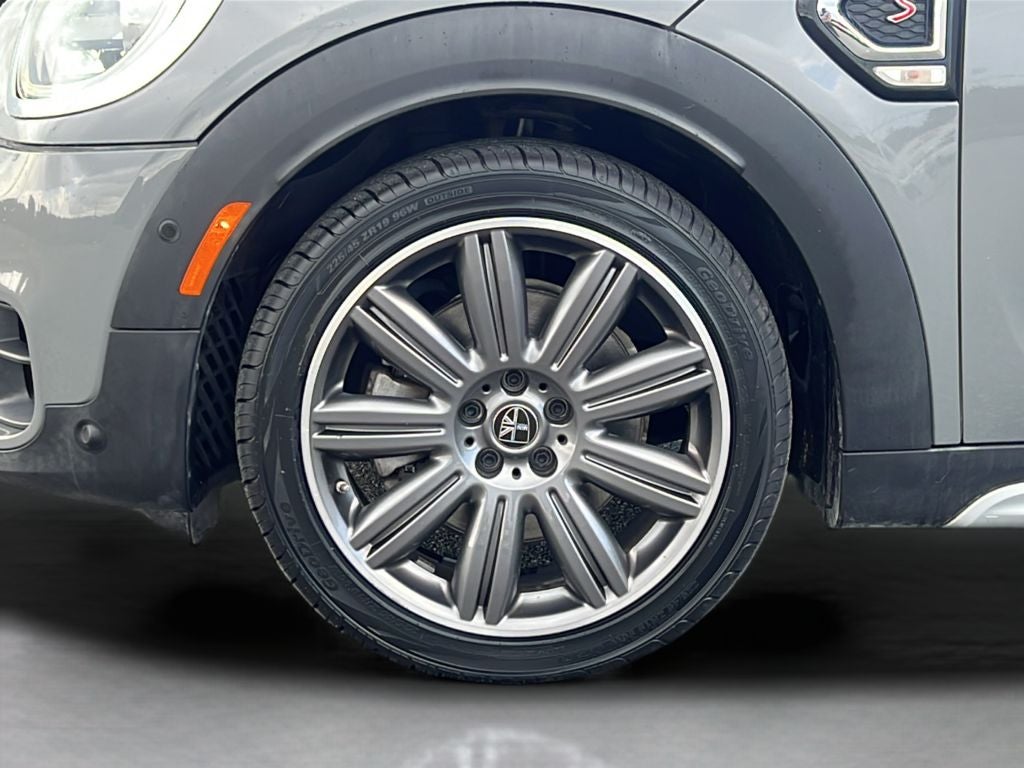 2019 MINI Countryman Signature