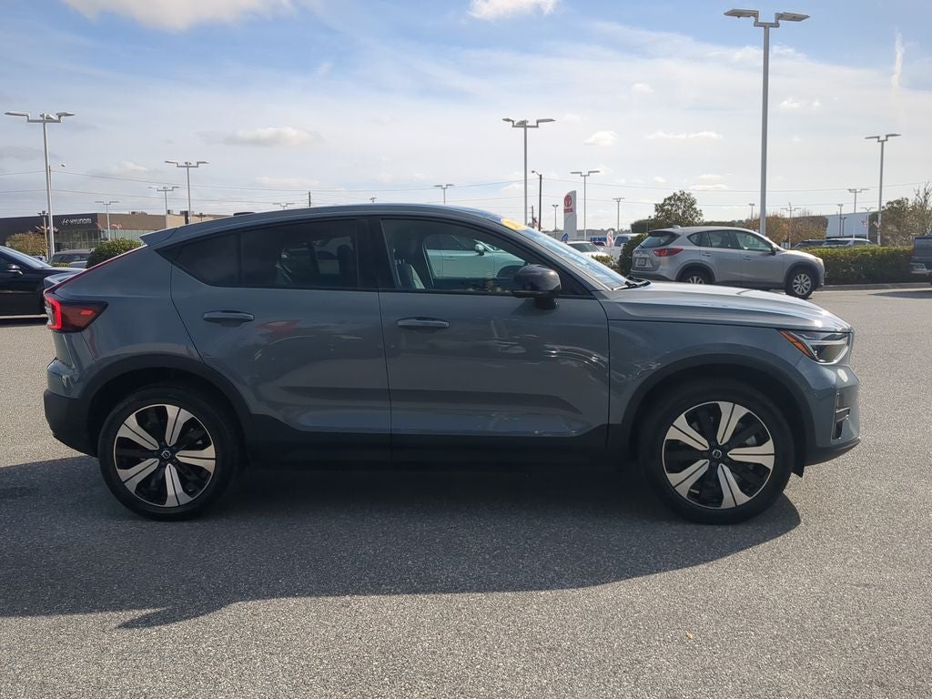 2023 Volvo C40 Twin Core