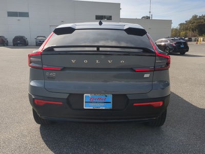 2023 Volvo C40 Twin Core