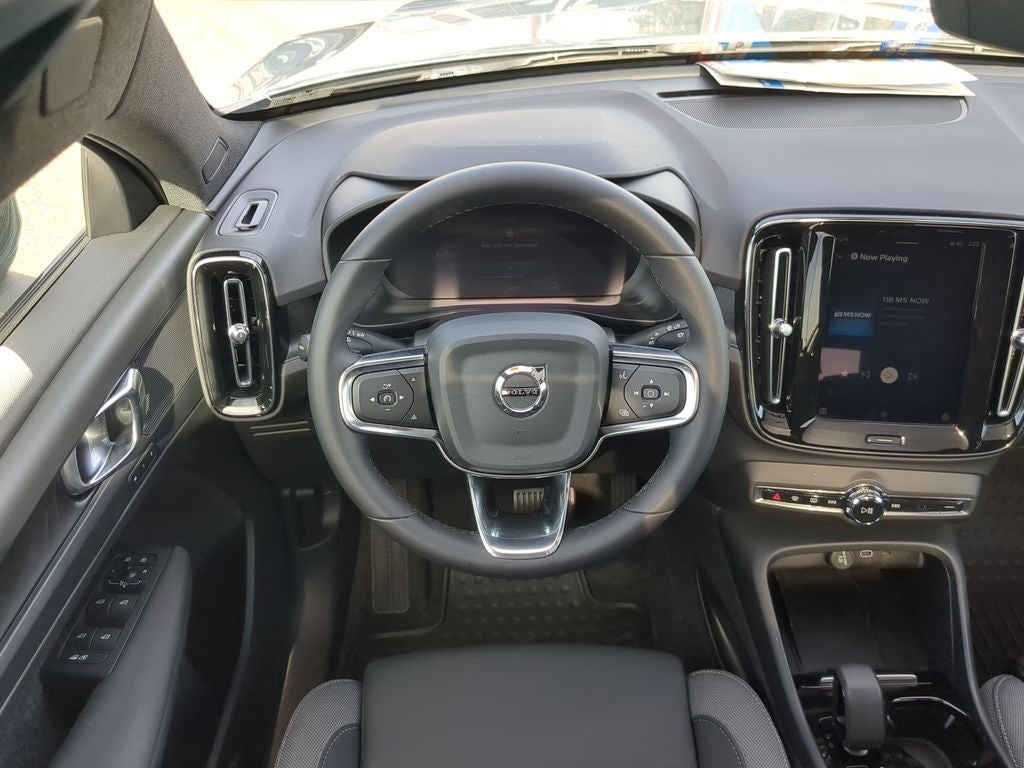 2023 Volvo C40 Twin Core