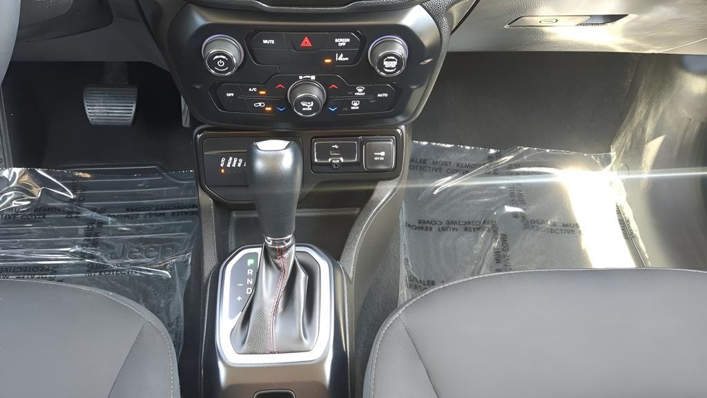 2023 Jeep Renegade Trailhawk