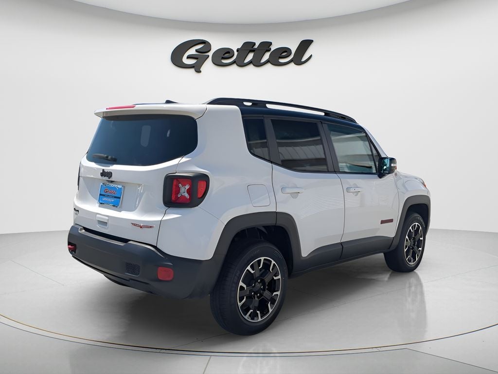 2023 Jeep Renegade Trailhawk