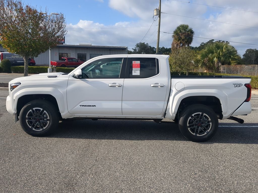 2026 Toyota Tacoma i-FORCE MAX Tacoma TRD Sport