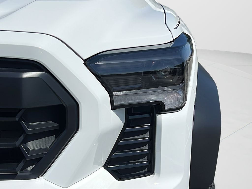 2026 Toyota Tacoma i-FORCE MAX Tacoma Trailhunter
