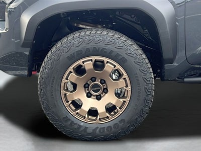 2026 Toyota Tacoma i-FORCE MAX Tacoma Trailhunter