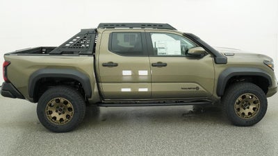2026 Toyota Tacoma i-FORCE MAX Tacoma Trailhunter