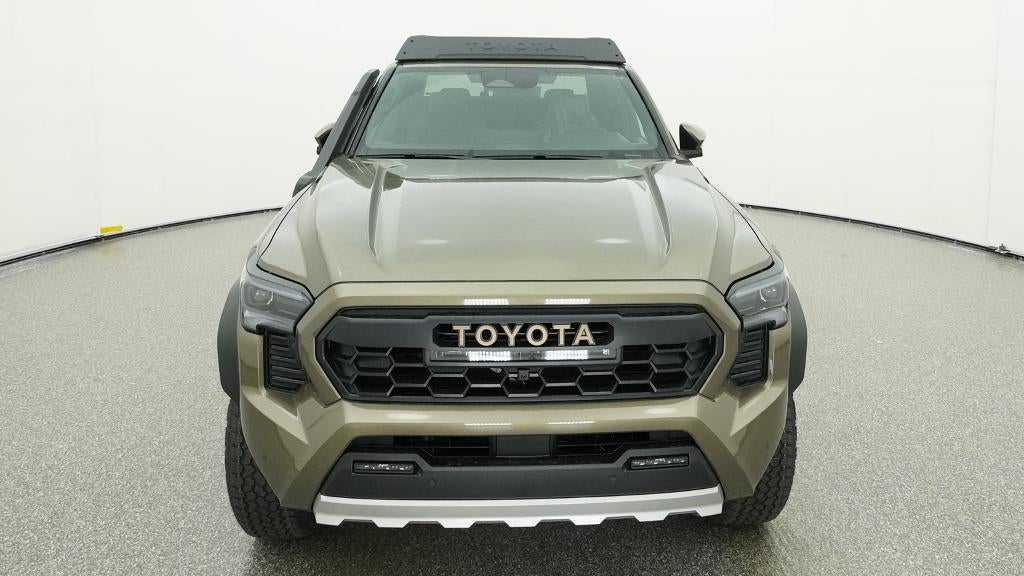 2026 Toyota Tacoma i-FORCE MAX Tacoma Trailhunter