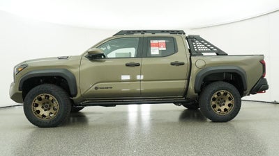 2026 Toyota Tacoma i-FORCE MAX Tacoma Trailhunter