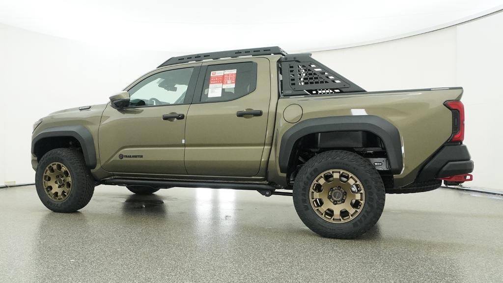 2026 Toyota Tacoma i-FORCE MAX Tacoma Trailhunter