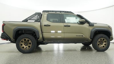 2026 Toyota Tacoma i-FORCE MAX Tacoma Trailhunter