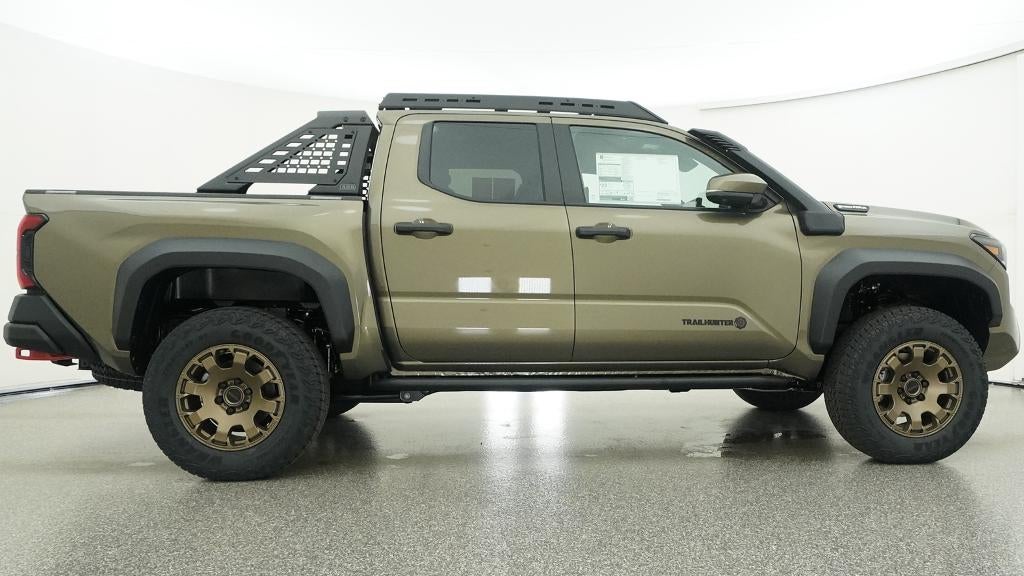 2026 Toyota Tacoma i-FORCE MAX Tacoma Trailhunter