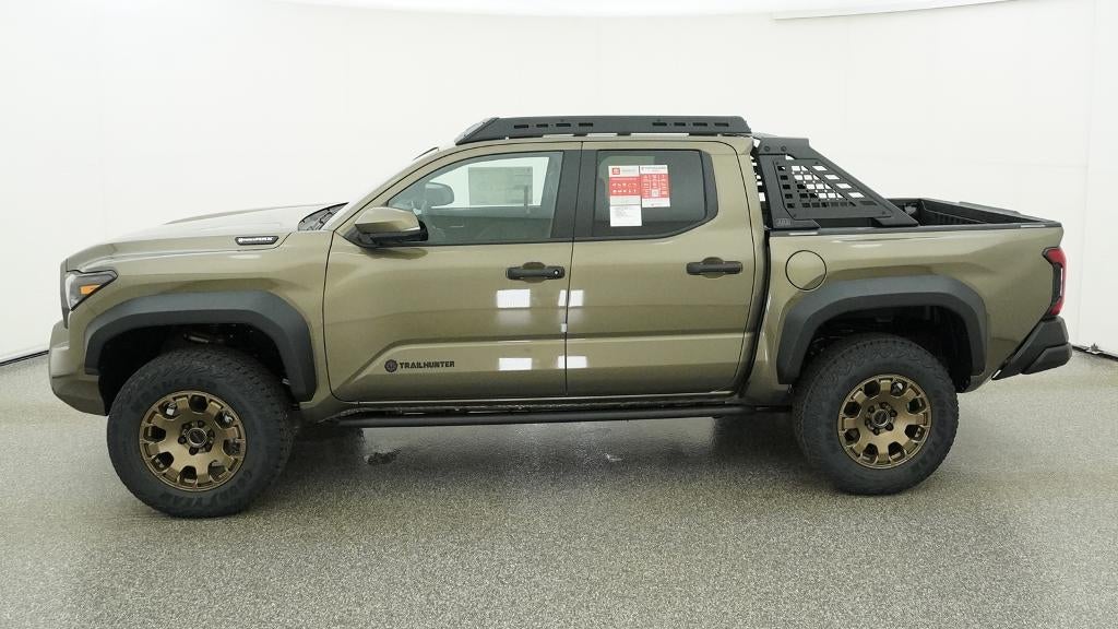 2026 Toyota Tacoma i-FORCE MAX Tacoma Trailhunter