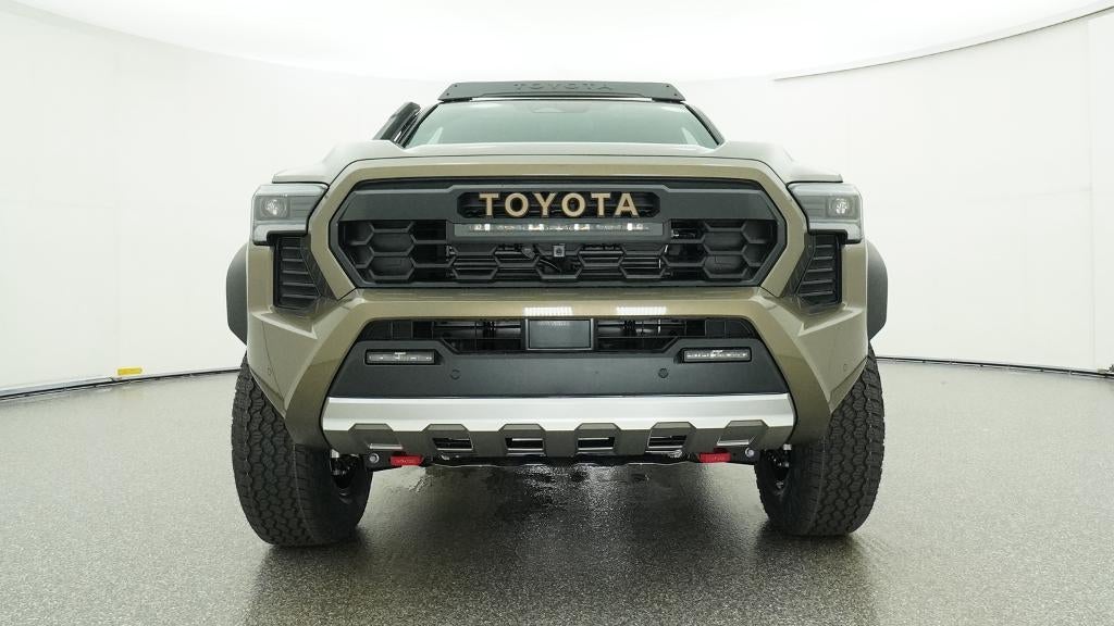 2026 Toyota Tacoma i-FORCE MAX Tacoma Trailhunter