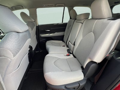 2026 Toyota Grand Highlander LE