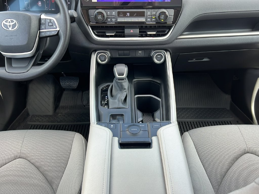 2026 Toyota Grand Highlander LE