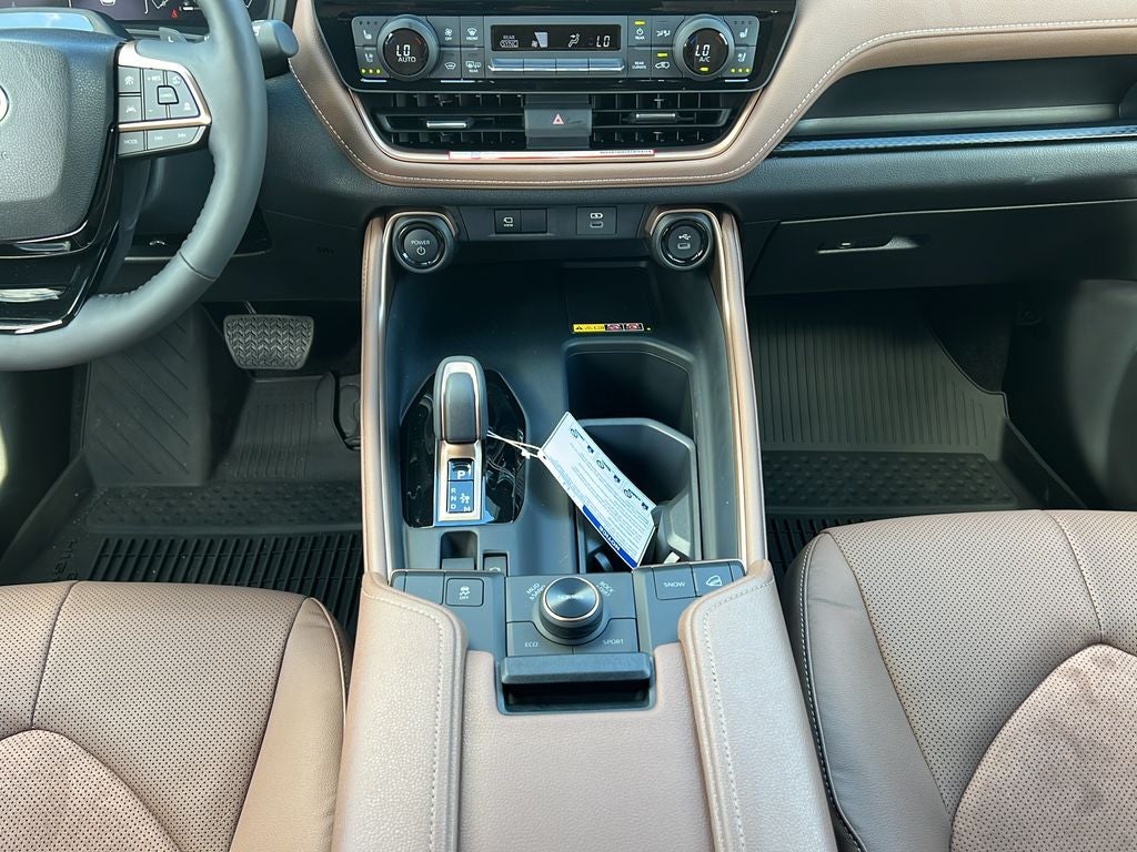 2026 Toyota Grand Highlander Hybrid MAX Platinum