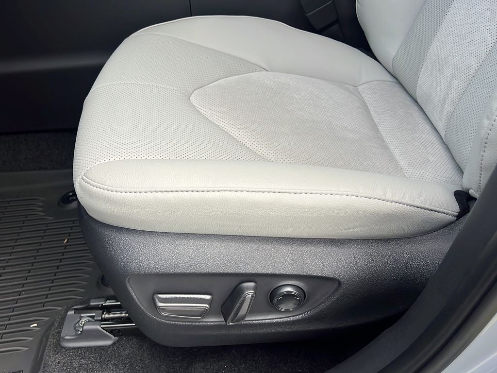 2026 Toyota Grand Highlander Hybrid MAX Limited