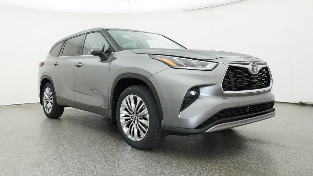 2026 Toyota Highlander Hybrid Platinum