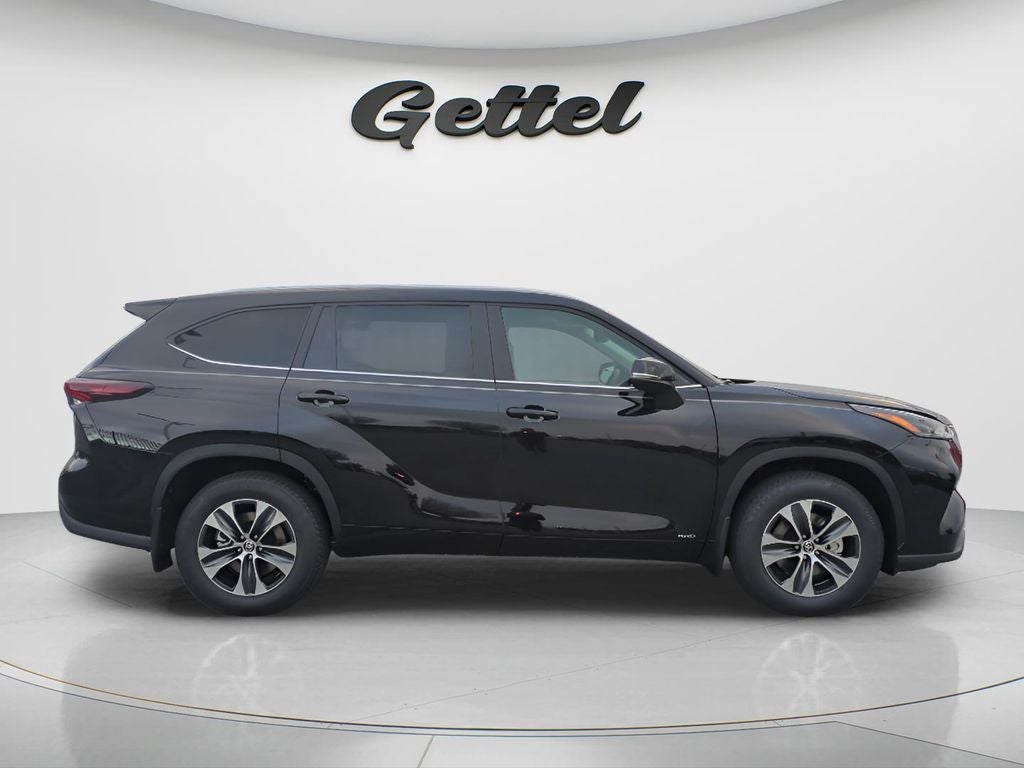 2026 Toyota Highlander Hybrid XLE