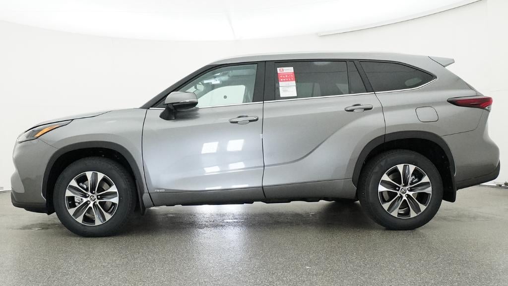 2026 Toyota Highlander Hybrid XLE