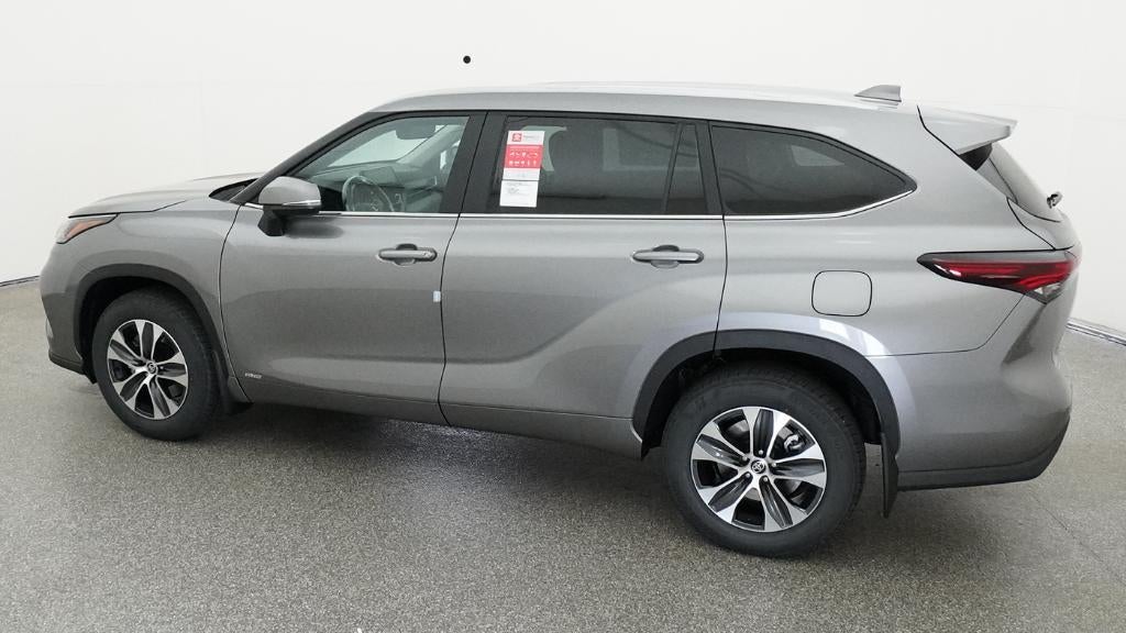 2026 Toyota Highlander Hybrid XLE