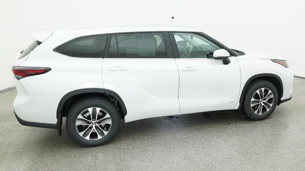 2026 Toyota Highlander Hybrid XLE