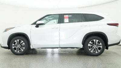 2026 Toyota Highlander Hybrid XLE