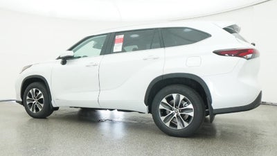 2026 Toyota Highlander Hybrid XLE