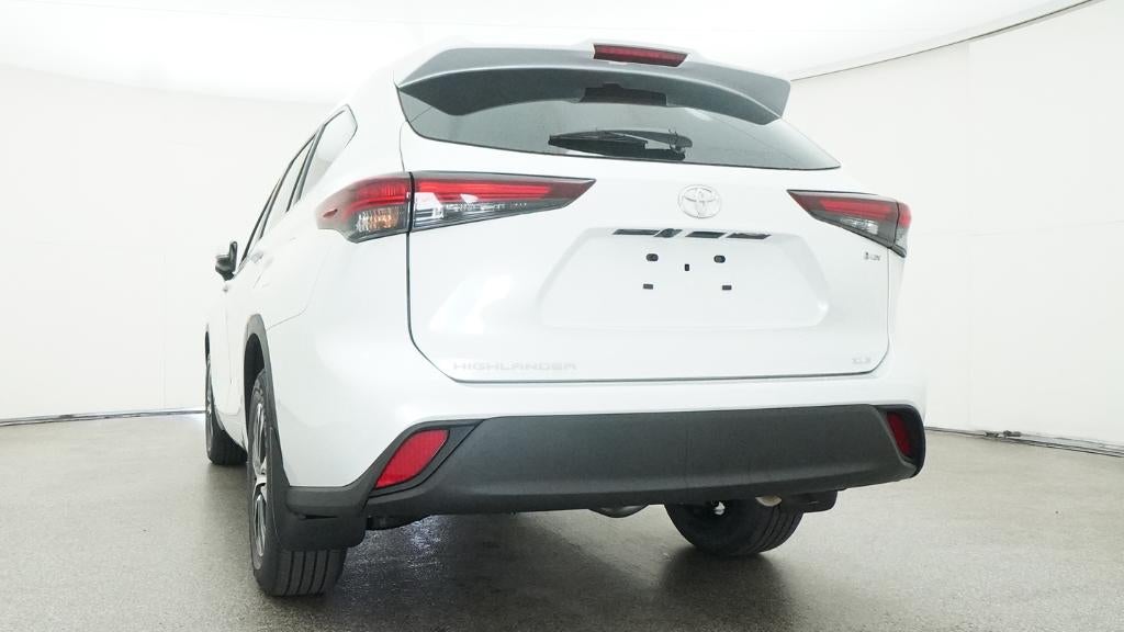 2026 Toyota Highlander Hybrid XLE