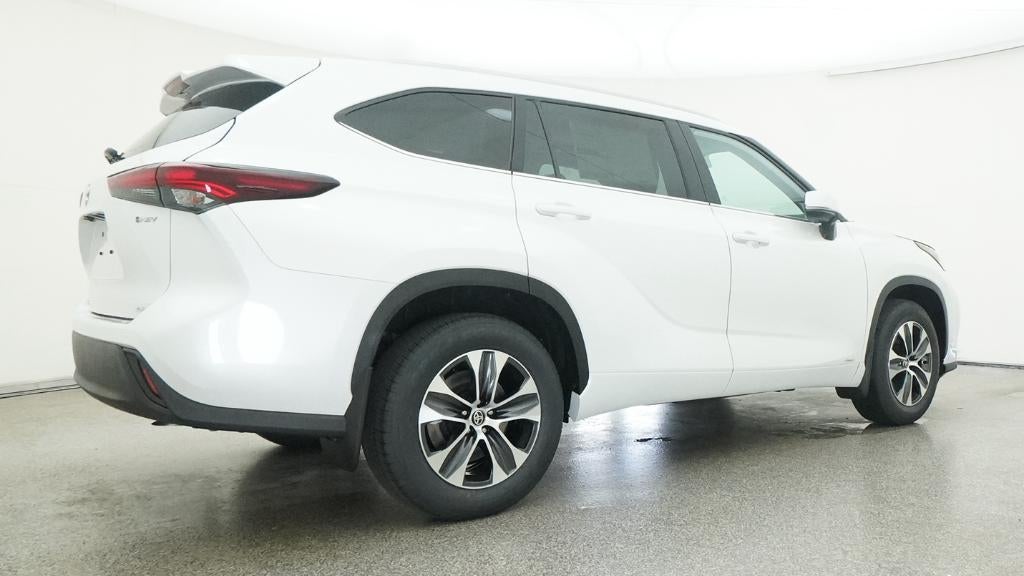 2026 Toyota Highlander Hybrid XLE