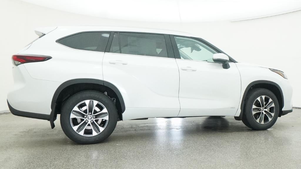2026 Toyota Highlander Hybrid XLE