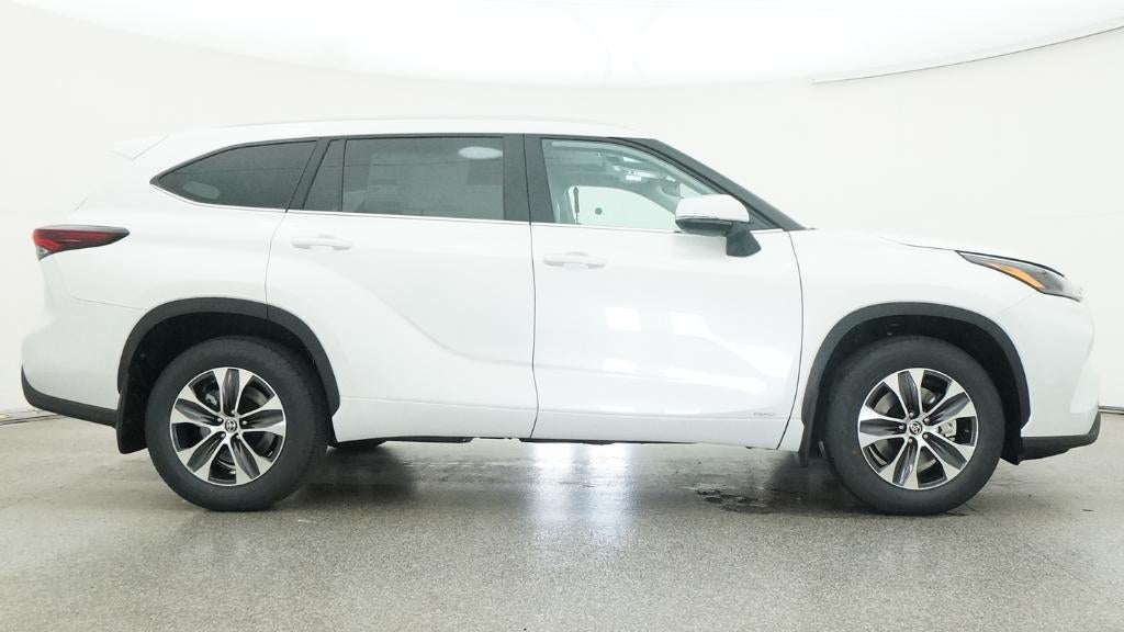 2026 Toyota Highlander Hybrid XLE