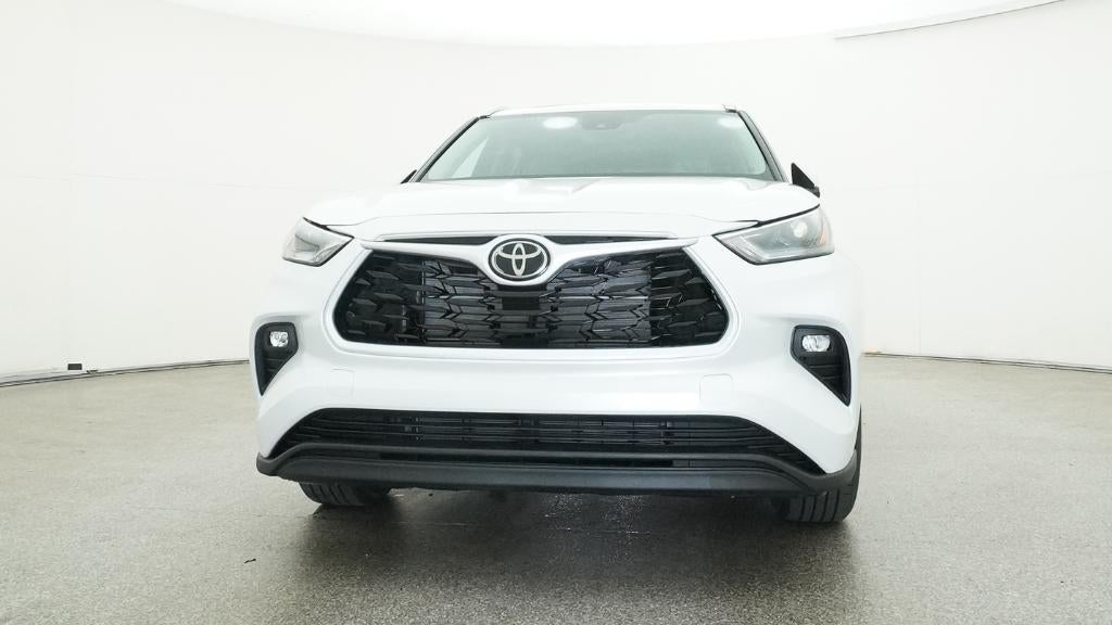 2026 Toyota Highlander Hybrid XLE