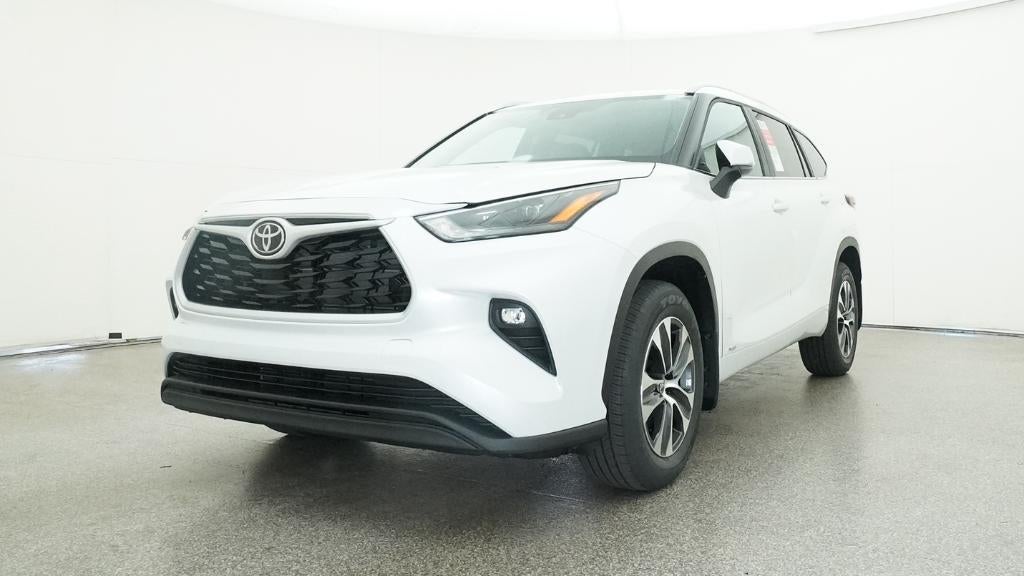 2026 Toyota Highlander Hybrid XLE