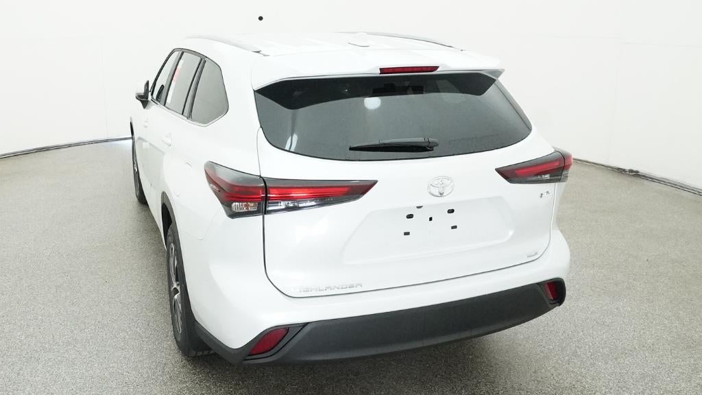 2026 Toyota Highlander Hybrid XLE